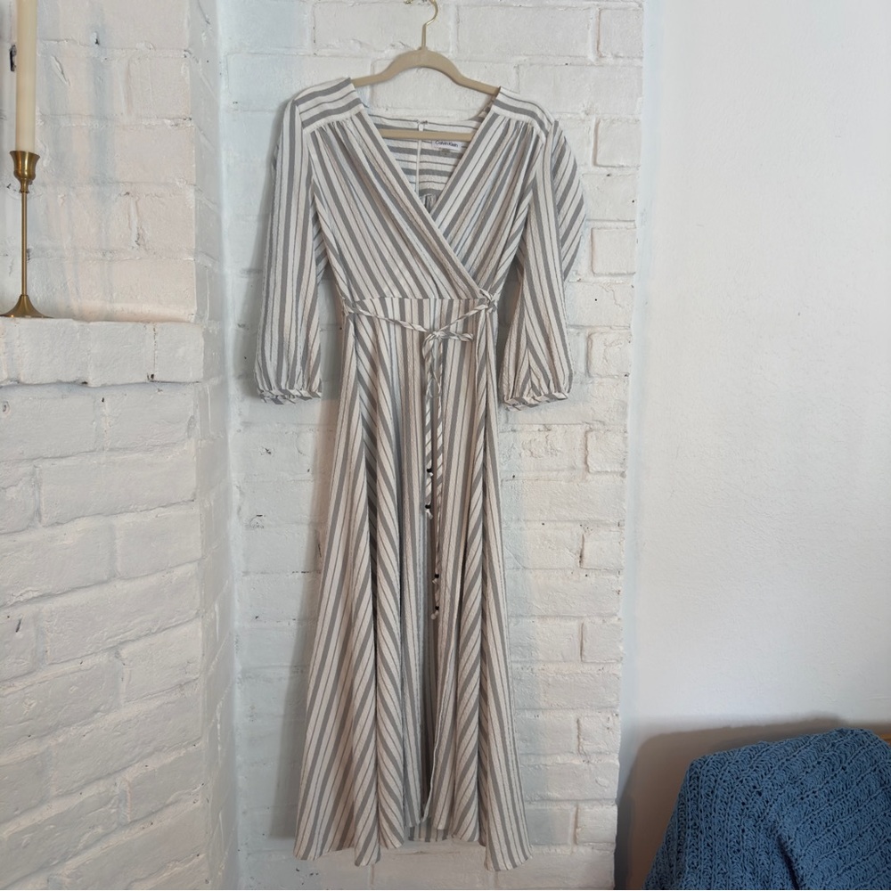 Calvin Klein Stripe Midi Dress Size 8 Belted V-Neck Puff Sleeve - Picture 1 of 7